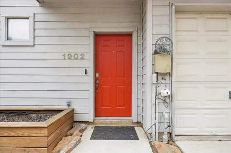 1902 Fletcher Street Houston TX 77009