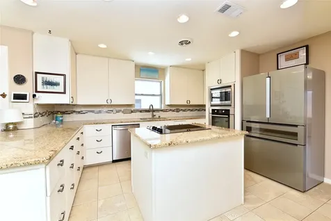 11418 Lakeside Place Drive Houston TX 77077