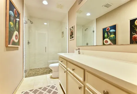 11418 Lakeside Place Drive Houston TX 77077