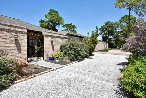 11418 Lakeside Place Drive Houston TX 77077