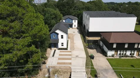 9441 Radio Road B Houston TX 77075