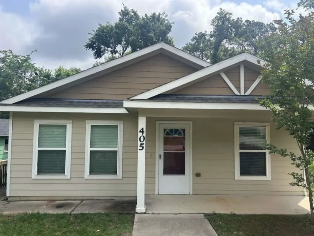 405 Mary Avenue Huntsville TX 77320