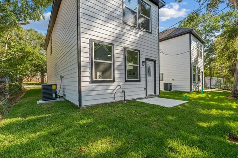 11380 Underwood Street Willis TX 77318