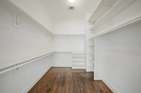 513 W 22nd Street Houston TX 77008