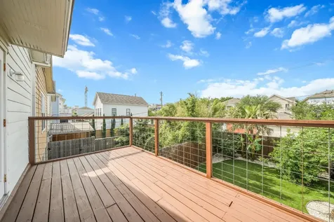 513 W 22nd Street Houston TX 77008
