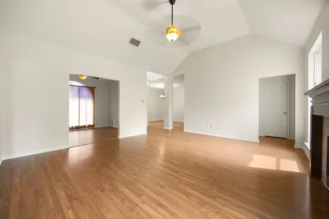 10215 Hedge Way Drive Houston TX 77065