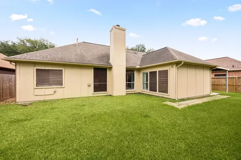 10215 Hedge Way Drive Houston TX 77065