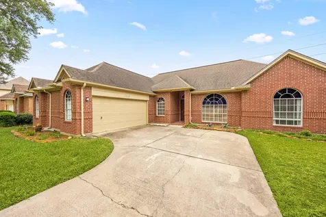10215 Hedge Way Drive Houston TX 77065