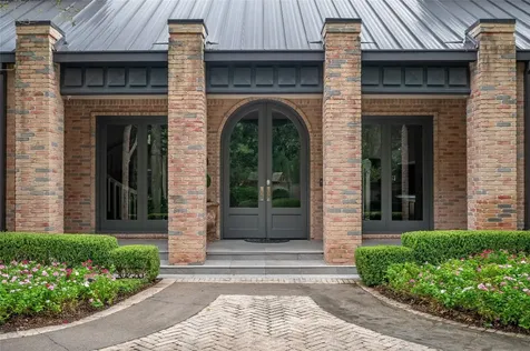 11518 Shadow Way Houston TX 77024