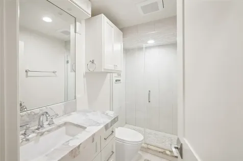 11518 Shadow Way Houston TX 77024