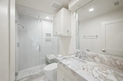11518 Shadow Way Houston TX 77024