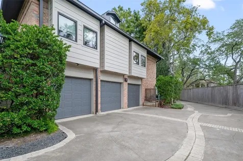 11518 Shadow Way Houston TX 77024