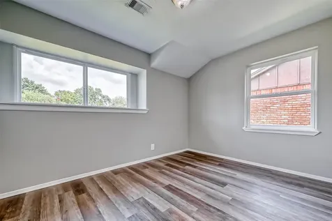 5606 Elm Springs Drive Houston TX 77048