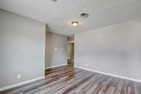 5606 Elm Springs Drive Houston TX 77048