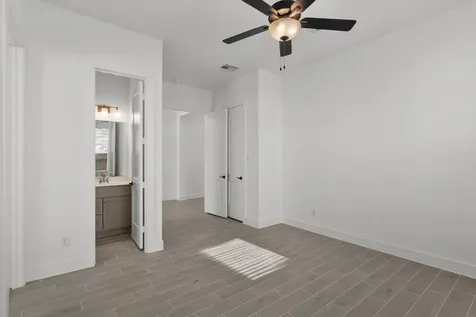 12111 Canal View Boulevard Mont Belvieu TX 77523