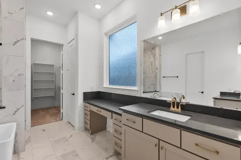 12111 Canal View Boulevard Mont Belvieu TX 77523