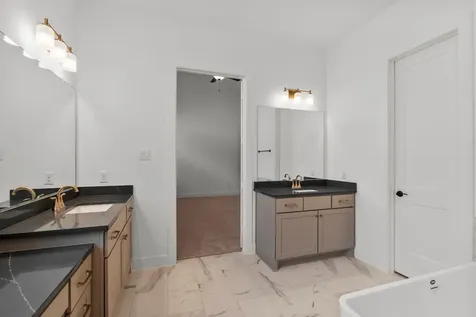 12111 Canal View Boulevard Mont Belvieu TX 77523