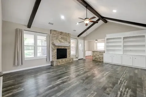 1218 Glouchester Lane Houston TX 77073
