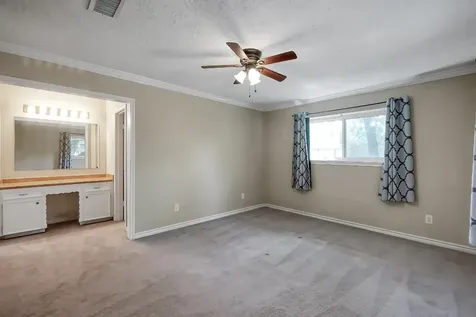 1218 Glouchester Lane Houston TX 77073