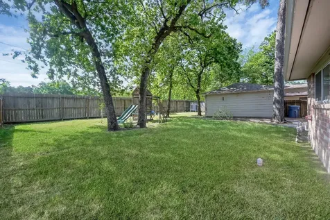 1218 Glouchester Lane Houston TX 77073