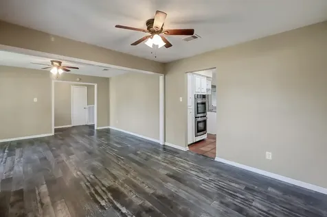 1218 Glouchester Lane Houston TX 77073