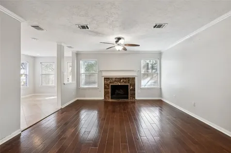 10 Eastwood Place The Woodlands TX 77382