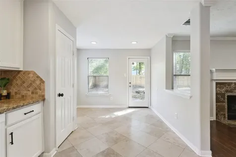 10 Eastwood Place The Woodlands TX 77382