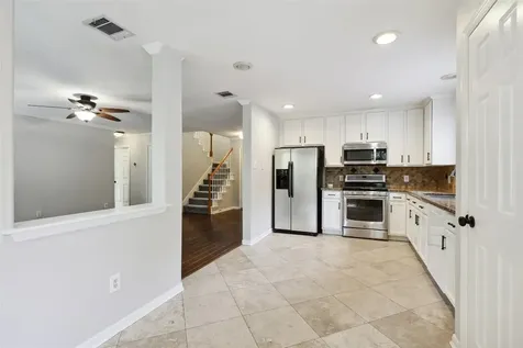 10 Eastwood Place The Woodlands TX 77382