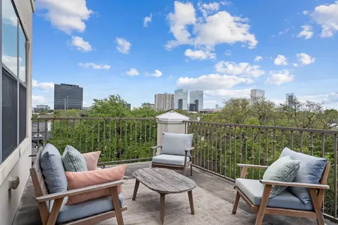 5303 Weslayan Street Houston TX 77005