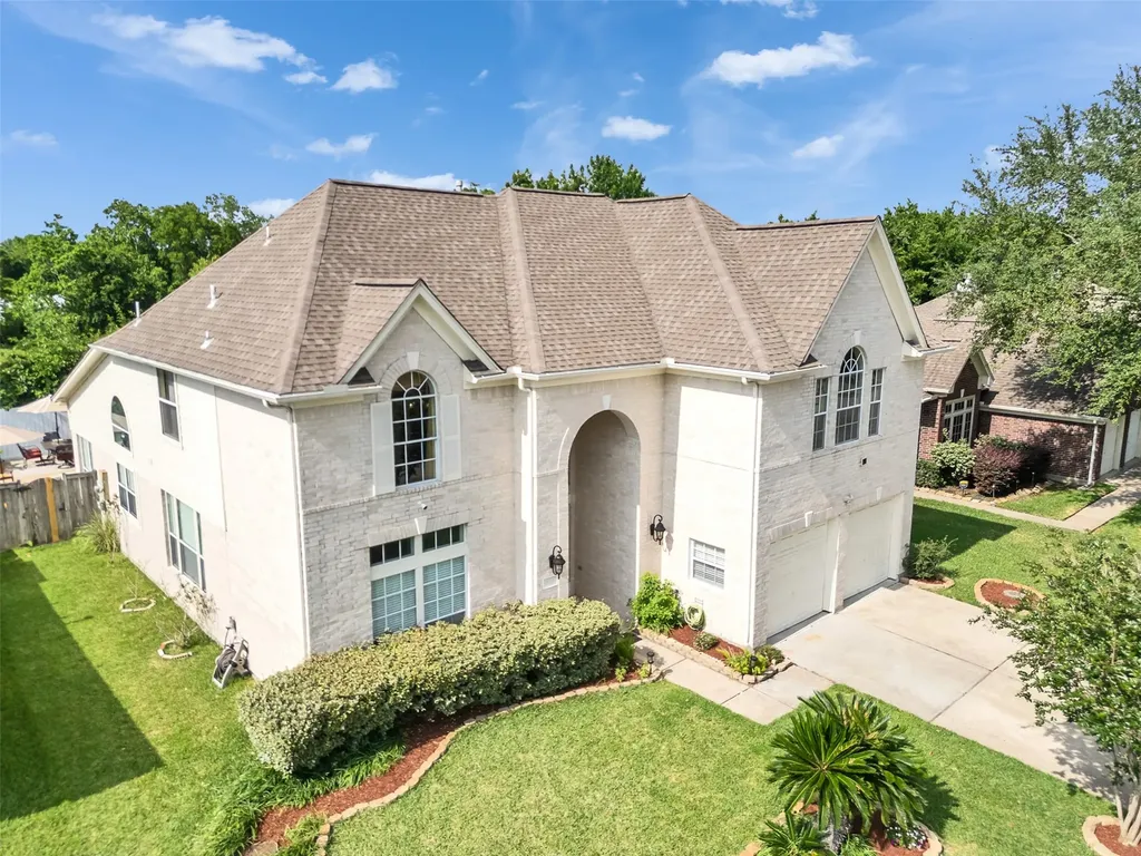 1922 Oakwood Court Drive Baytown TX 77521