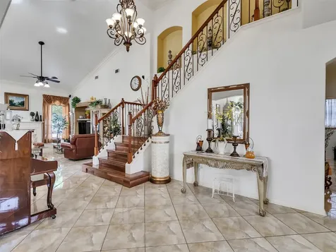 1922 Oakwood Court Drive Baytown TX 77521