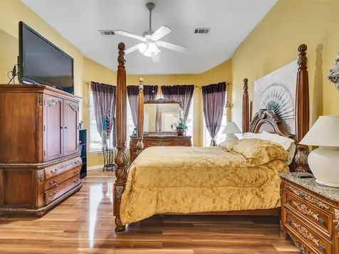 1922 Oakwood Court Drive Baytown TX 77521