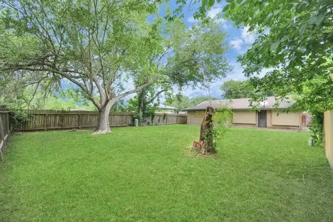 4803 Beechaven Street Houston TX 77053