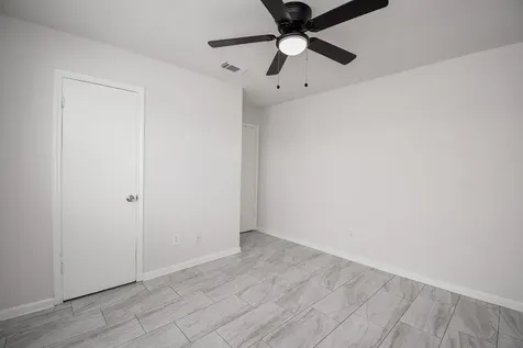 9527 Kingsvalley Street Houston TX 77075