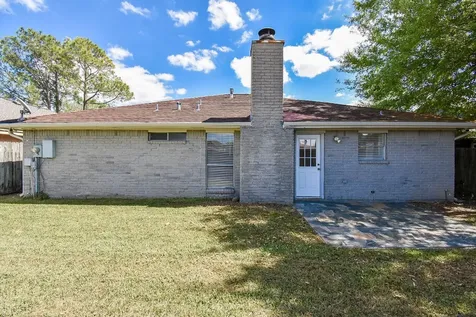 9527 Kingsvalley Street Houston TX 77075