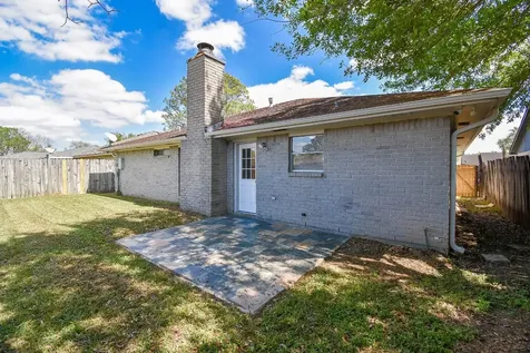 9527 Kingsvalley Street Houston TX 77075