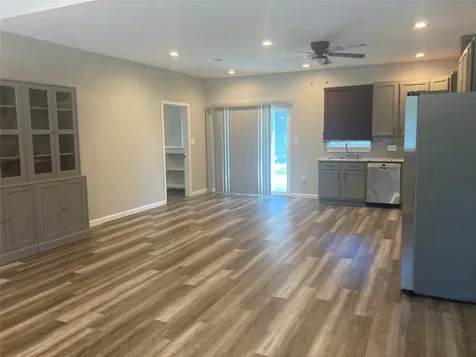 419 Cole Street Webster TX 77598