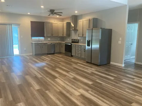 419 Cole Street Webster TX 77598