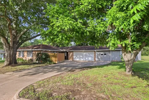 600 Spinn Street Brenham TX 77833