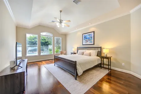 18 Arbor Bend Drive Houston TX 77070