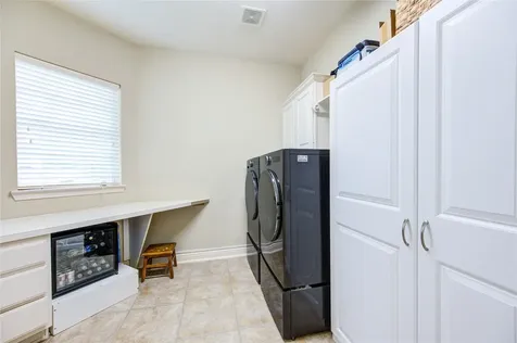 18 Arbor Bend Drive Houston TX 77070