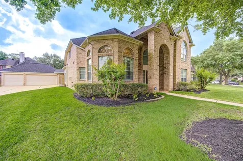 18 Arbor Bend Drive Houston TX 77070