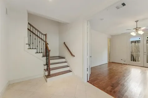 411 W 17th Street D Houston TX 77008