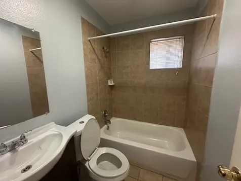 4905 Kashmere Street 4907a Houston TX 77026