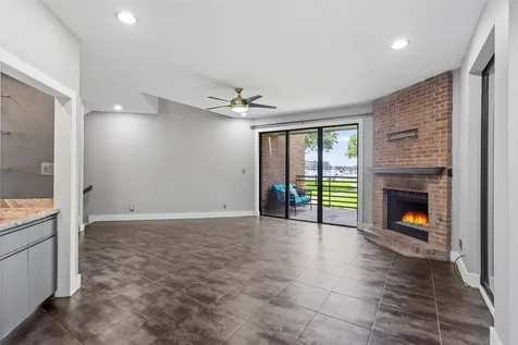 1931 Enterprise Avenue League City TX 77573