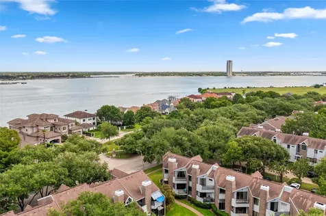 1931 Enterprise Avenue League City TX 77573