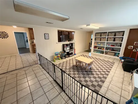 102 S Mattson Street West Columbia TX 77486