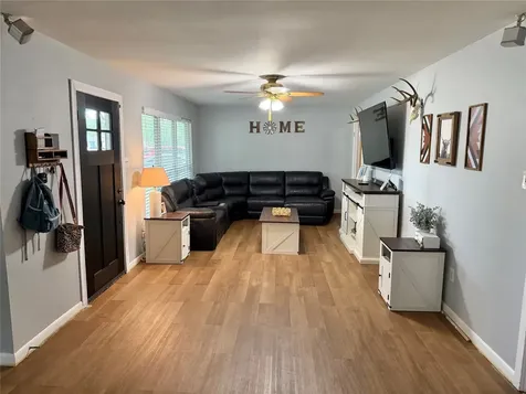 102 S Mattson Street West Columbia TX 77486
