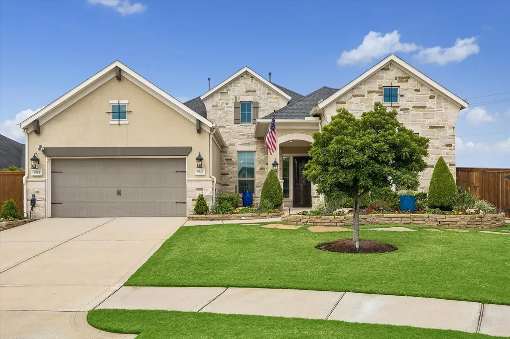 5943 Wedgewood Heights Way Houston TX 77059