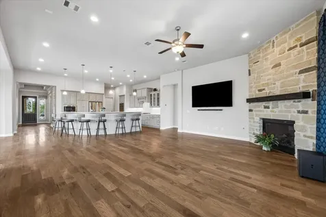 5943 Wedgewood Heights Way Houston TX 77059